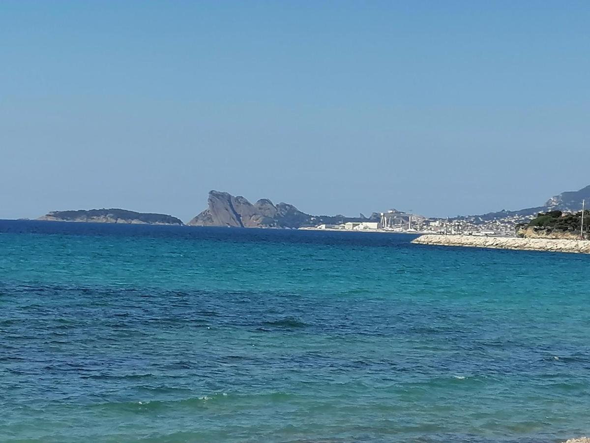 3 Min A Pieds & 200 M De La Grande Plage Des Lecques - Terrasse Et Jardin - Fabuleux T2 - Carre D'Or Saint-Cyr-sur-Mer Bagian luar foto